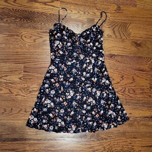 NWT! Floral Spring Dress Sweetheart neckline XS